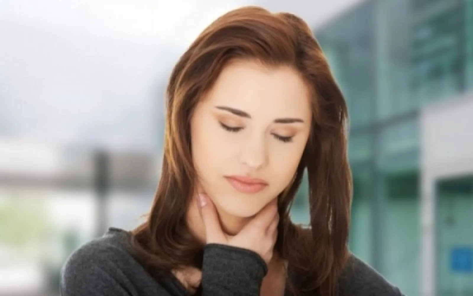 استرس و احساس فشار در گلو