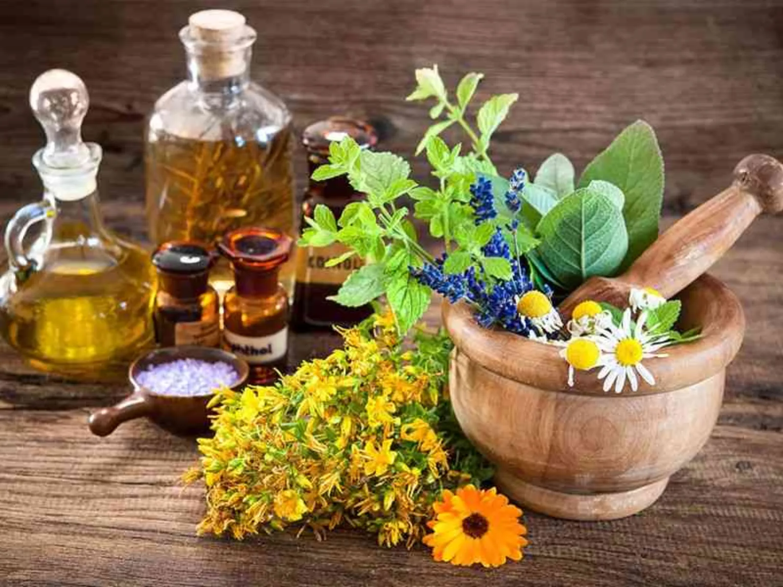 داروی گیاهی برای روشن شدن پوست صورت