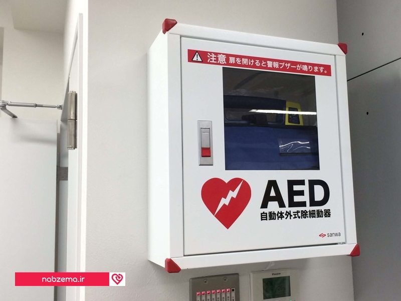 دستگاه AED